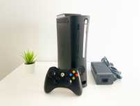 Xbox 360 c/ Disco externo de 120GB + Comando