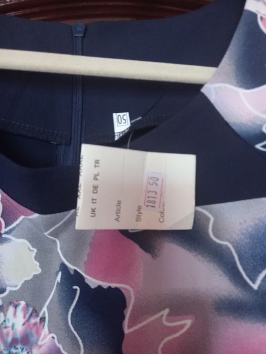 Сукня класична нова