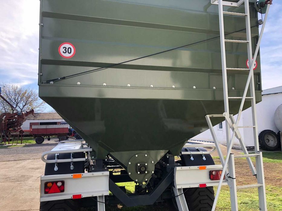 Перевантажувальний бункер прицепний ПБН-20 рік випуску 2023 (25000$)