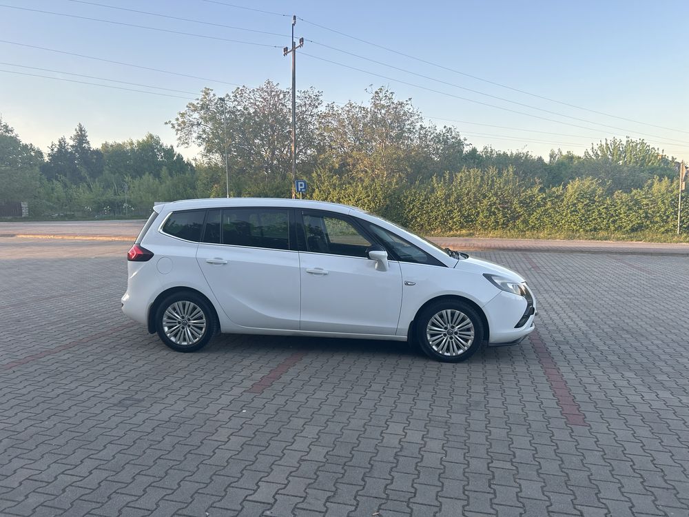 OPEL ZAFIRA C TOURER 1.6 CDTI 135KM Hak Pdc Bezwypadkowy 2013