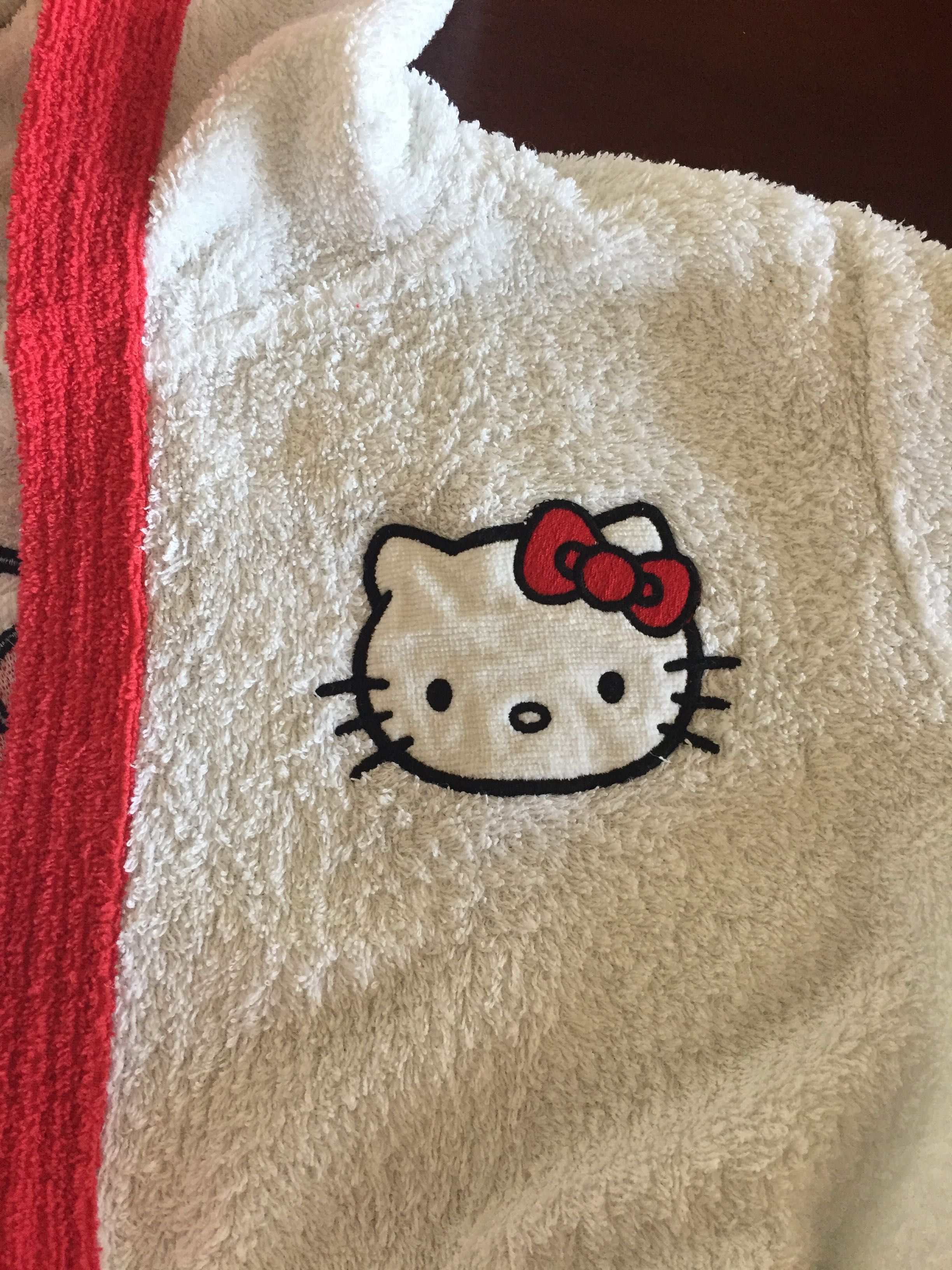 Robe Hello Kitty tamanho 6 anos branco