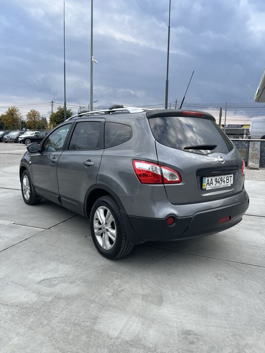 Nissan Qashqai+2 2012