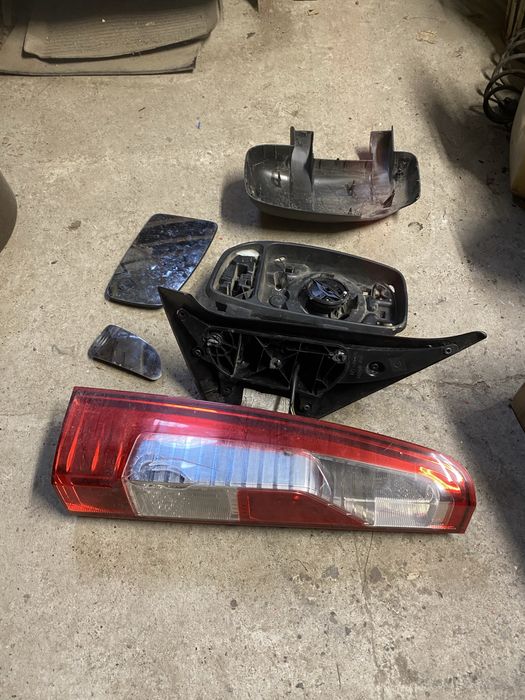 Продам користовані деталі заднього бампера  до Рено Мастер 3