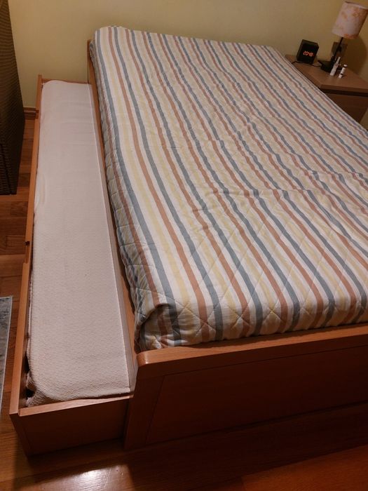 Mobilia de quarto de solteiro