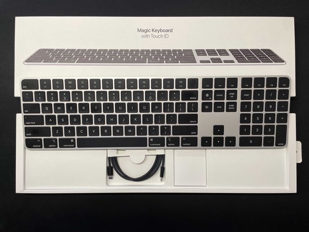 Apple Magic Keyboard 2 with Touch ID and Numeric Keypad