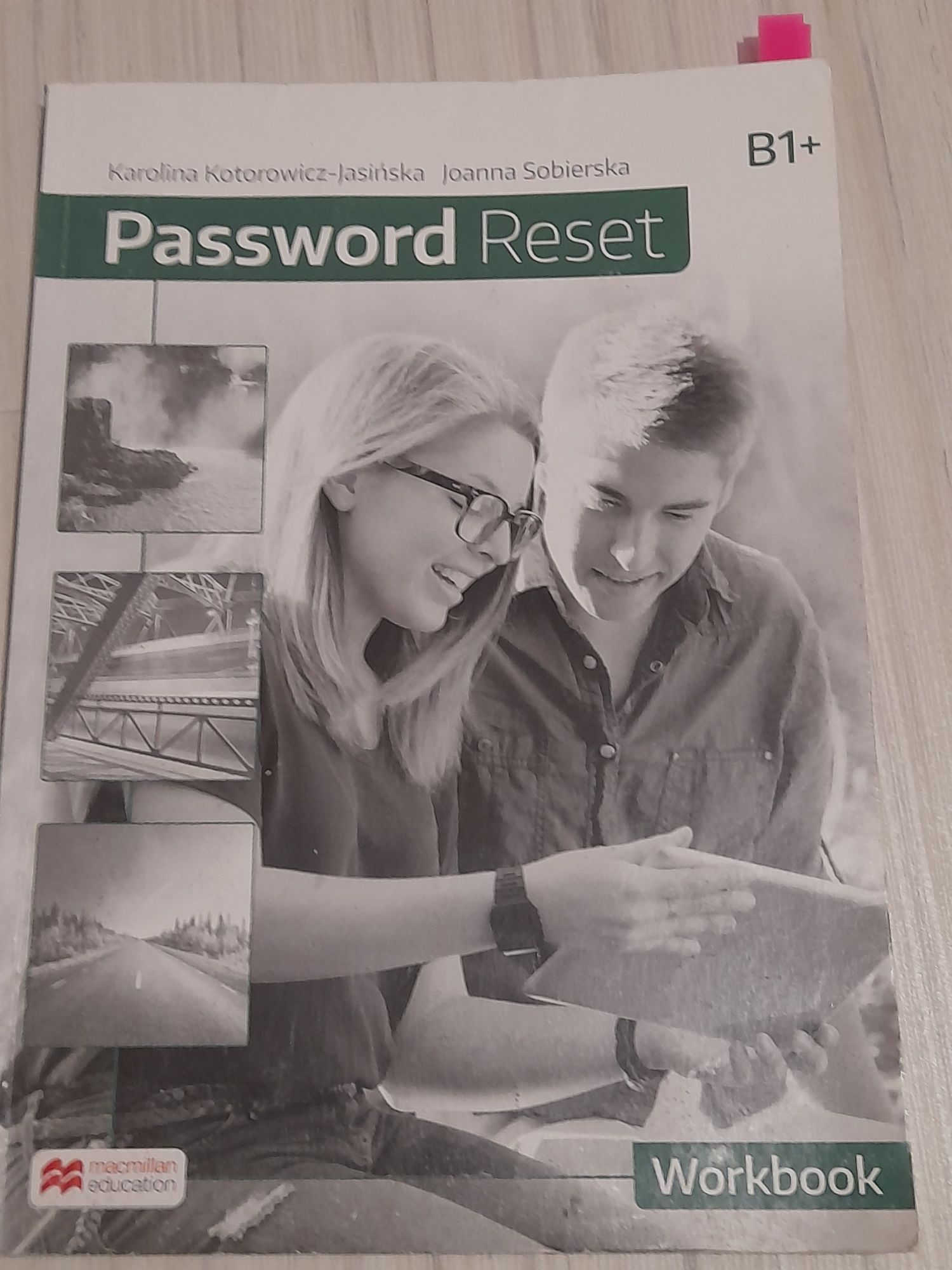 Podręcznik i ćwiczenia z dodatkiem Password Reset b1+