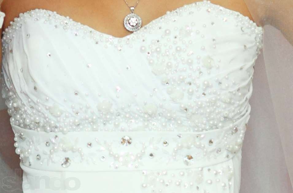 Продам свадебное платье недорого!