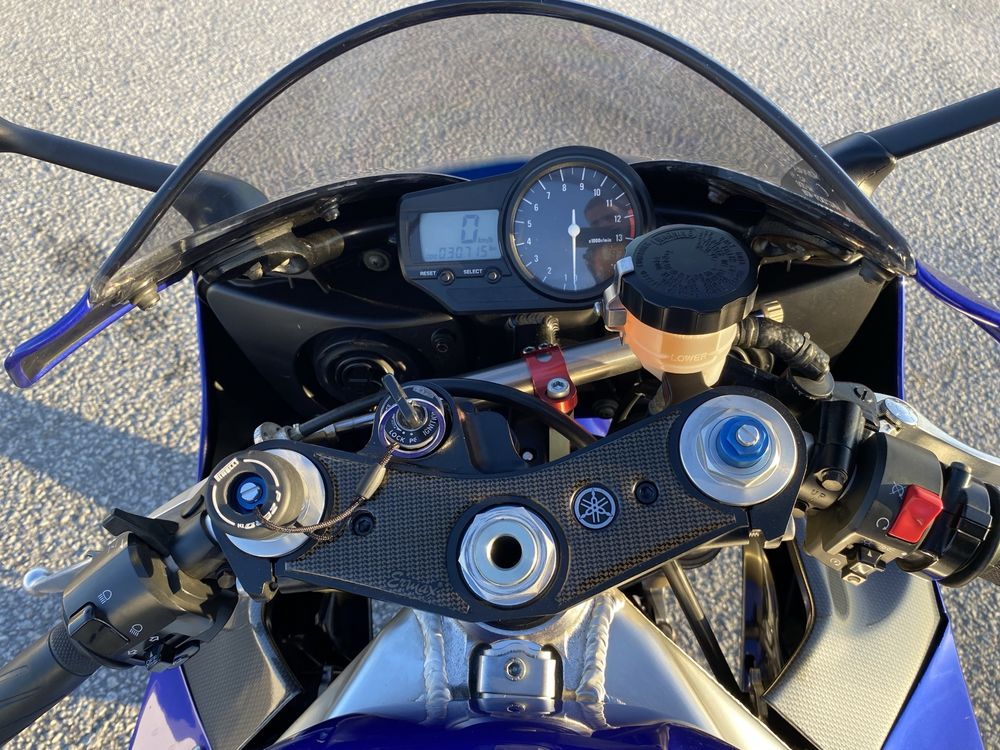 Yamaha YZF-R1 - Como Nova