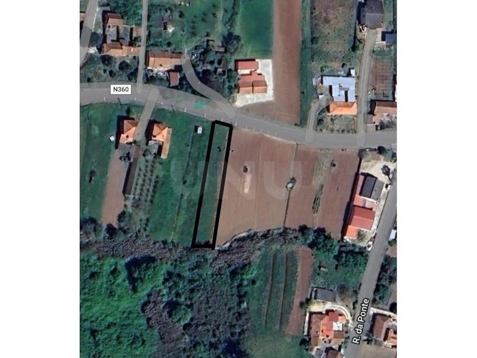 Terreno com 560m2 para venda em Salir de Matos, Caldas da Rainha.