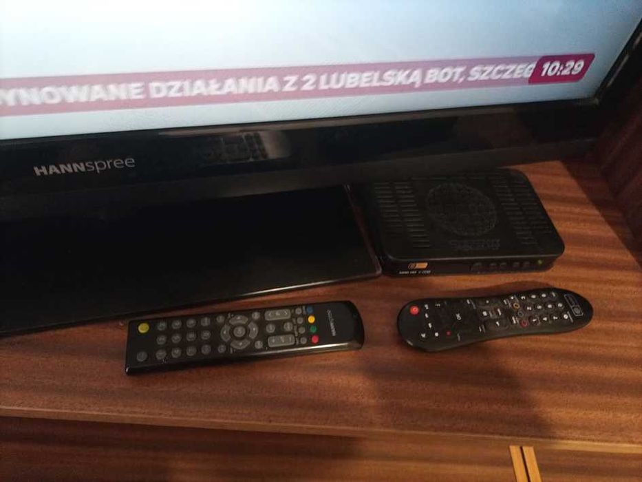 Tv LCD LED 42 cale Hanspree Lepszy obraz niż Samsung