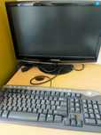 Monitor komputerowy Samsung + klawiatura