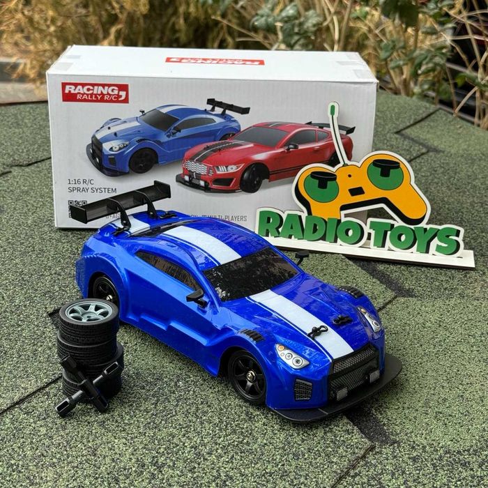 Дрифт машинка на радіоуправлінні Nissan GTR Nismo 1:16 4WD.