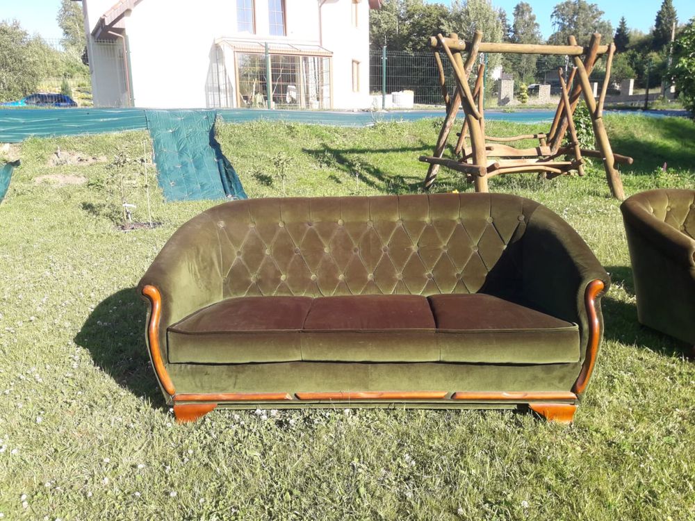 Komplet mebli wypoczynkowych. Sofa + fotele.