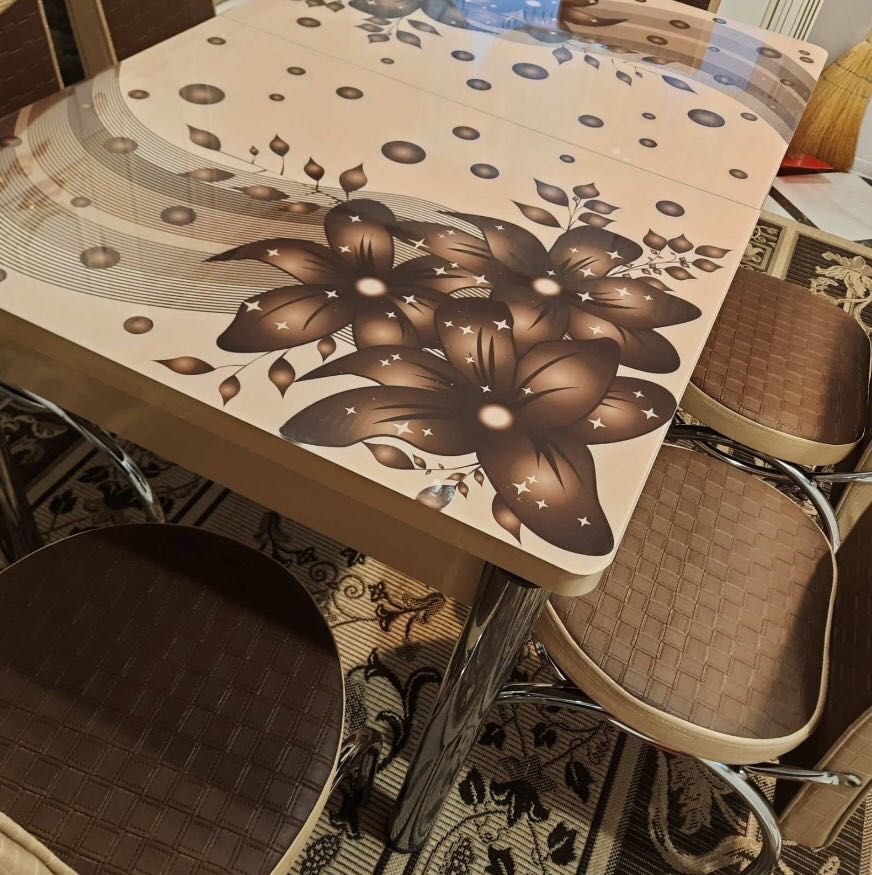 Обеденный стеклянный раскладной стол и стулья Обідній розкладний стіл