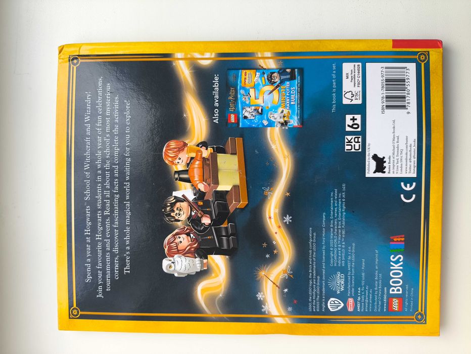 LEGO Harry Potter: Magical Year at Hogwarts. На англійській мові