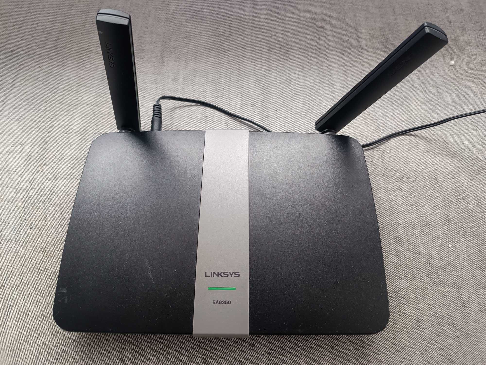 Wi-Fi роутер гігабітний  Dual-Band Smart  Linksys EA6350v2