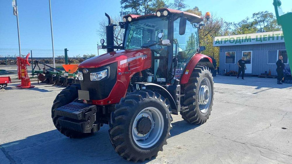 Трактор YTO NLY 1104 (81 кВт)