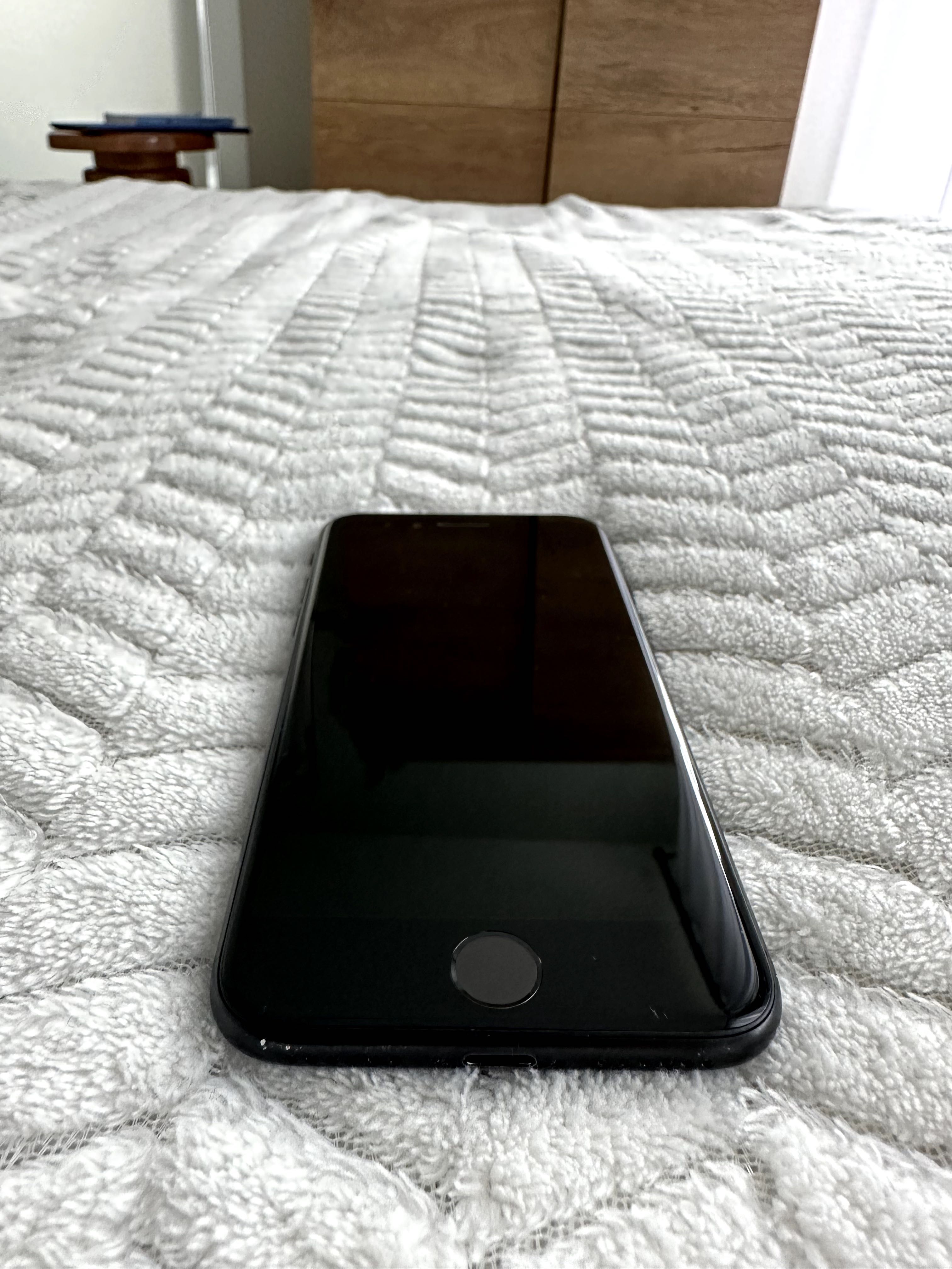 iPhone SE 2020, 128GB, Czarny