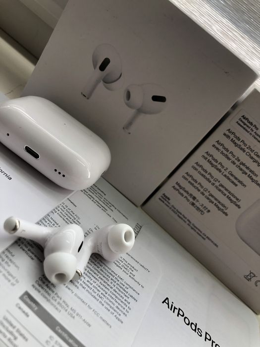 Продам навушники AirPods Pro 2