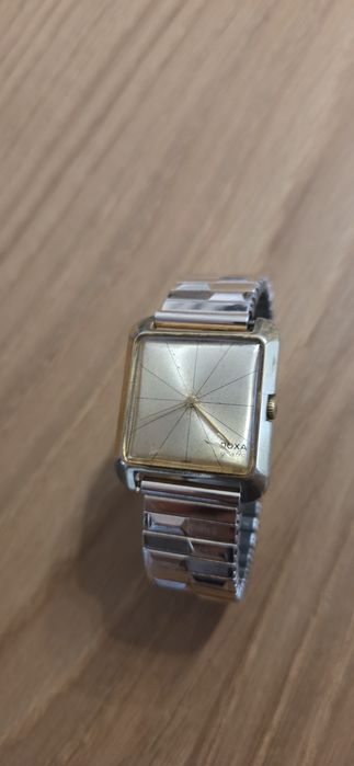 Zegarek Doxa pozłacany 18-karatowym złotem