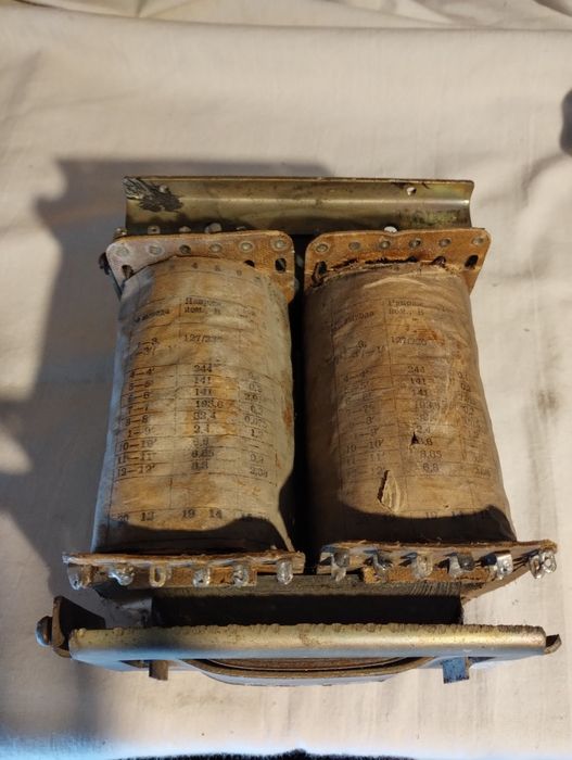 Transformator TCA 270  od telewizora Rubin