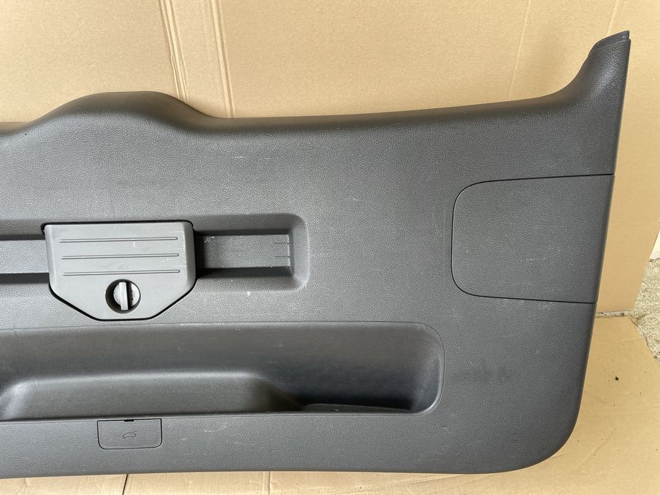 Tapicerka klapy bagażnika Seat Alhambra II 7N boczek