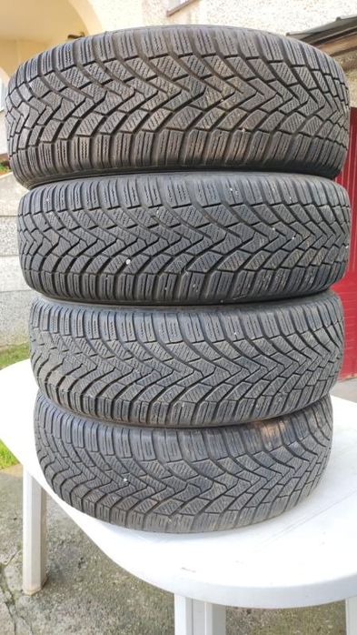 Opony zimowe z felgi kolpaki  czytaj opis