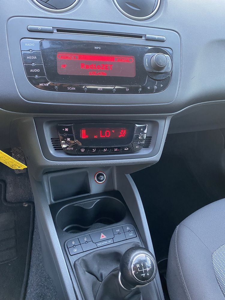 Seat Ibiza ST 1.4 MPI klimatronik bez rdzy niski przebieg