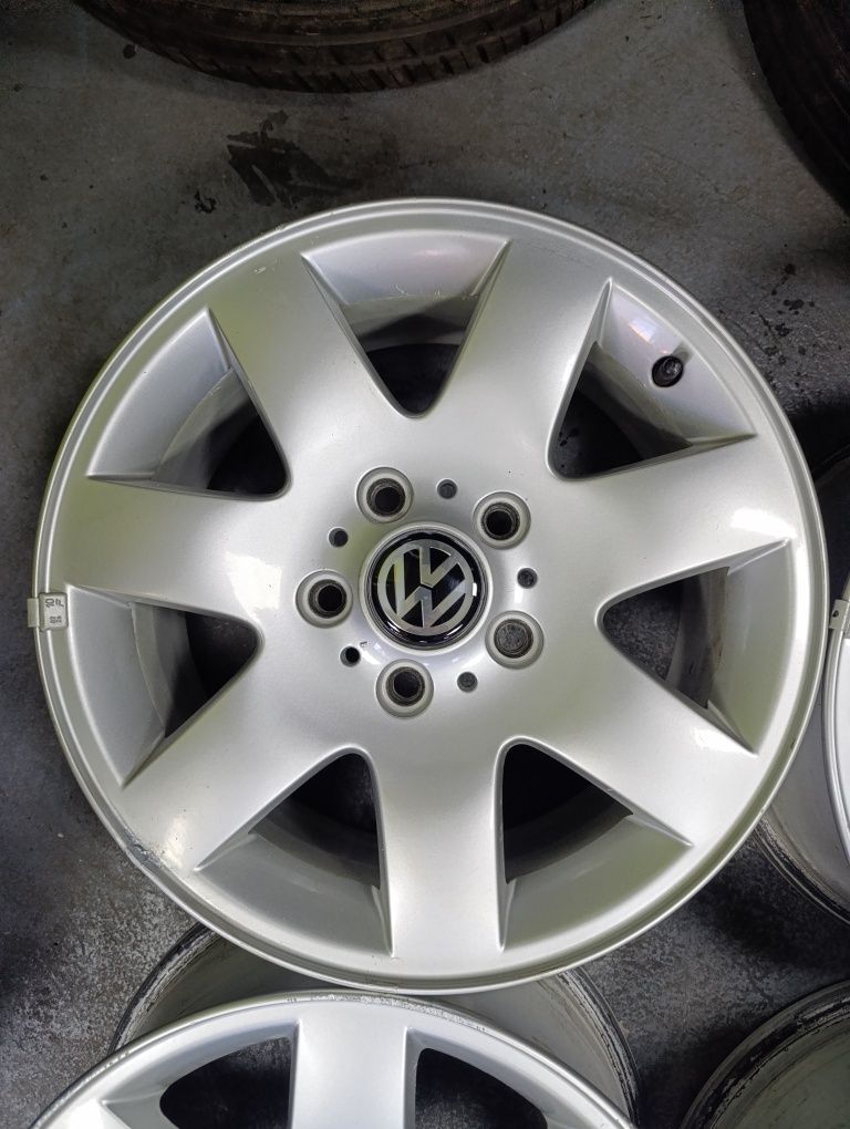 Диски р16 5 120 Volkswagen T5 T6 Opel Vivaro Renault Traffic BMW 3