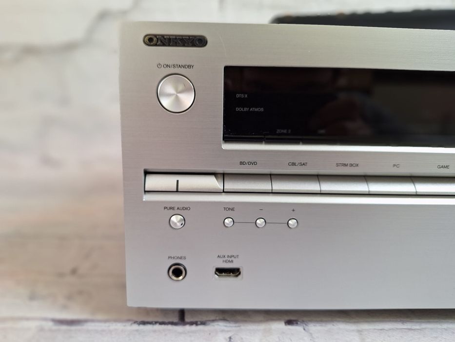7.2 Onkyo TX-NR646 Wi-Fi BT Atmos DTS:X 4K60P Hi-Res Spotify