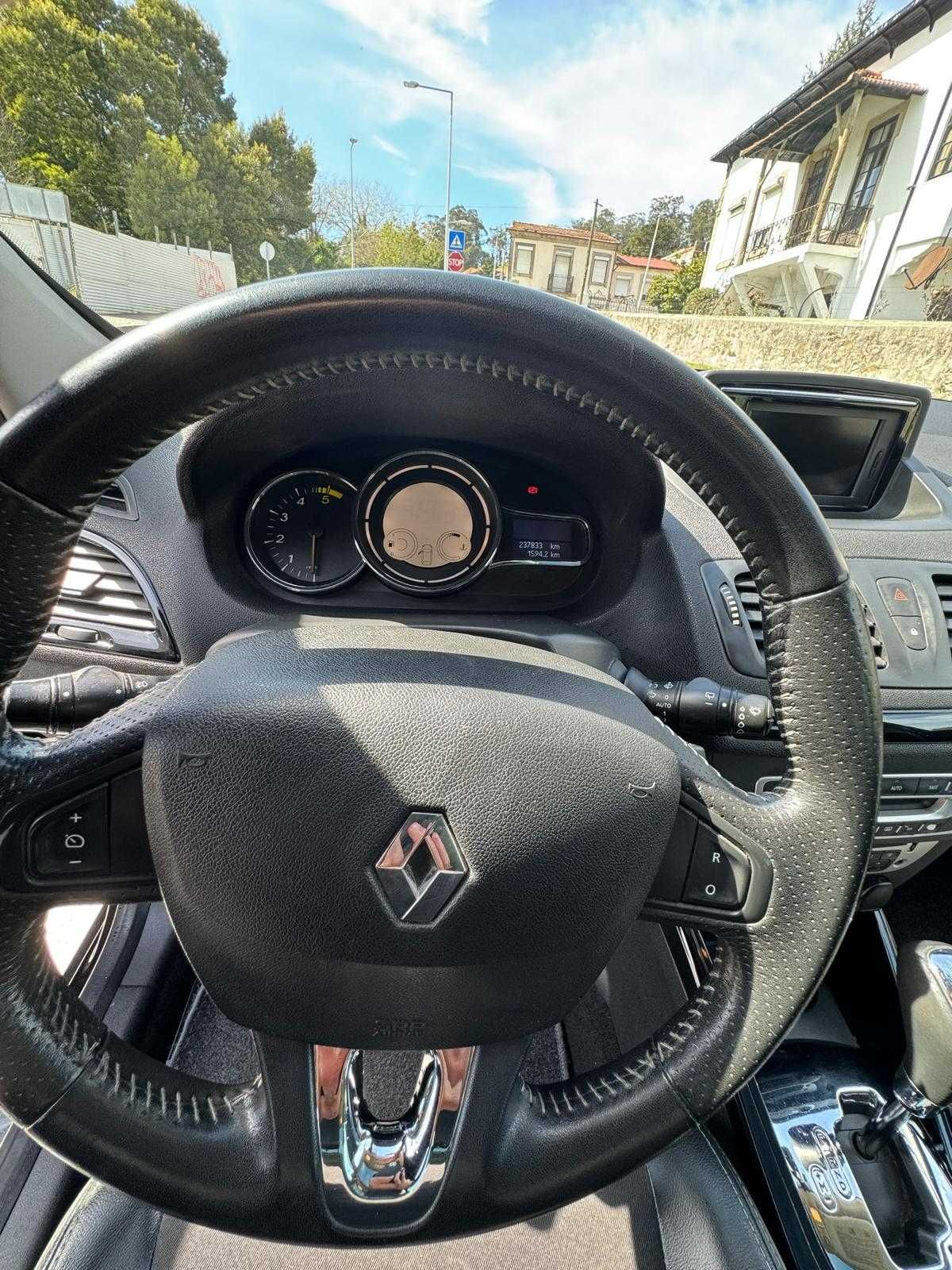 Renault Mégane (carrinha) ST 1.5 DCI Bose EDC 2014