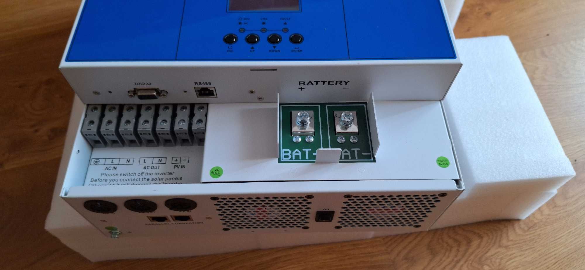 Falownik inwerter hybrydowy off grid Powland Easun 6.2kw 120A