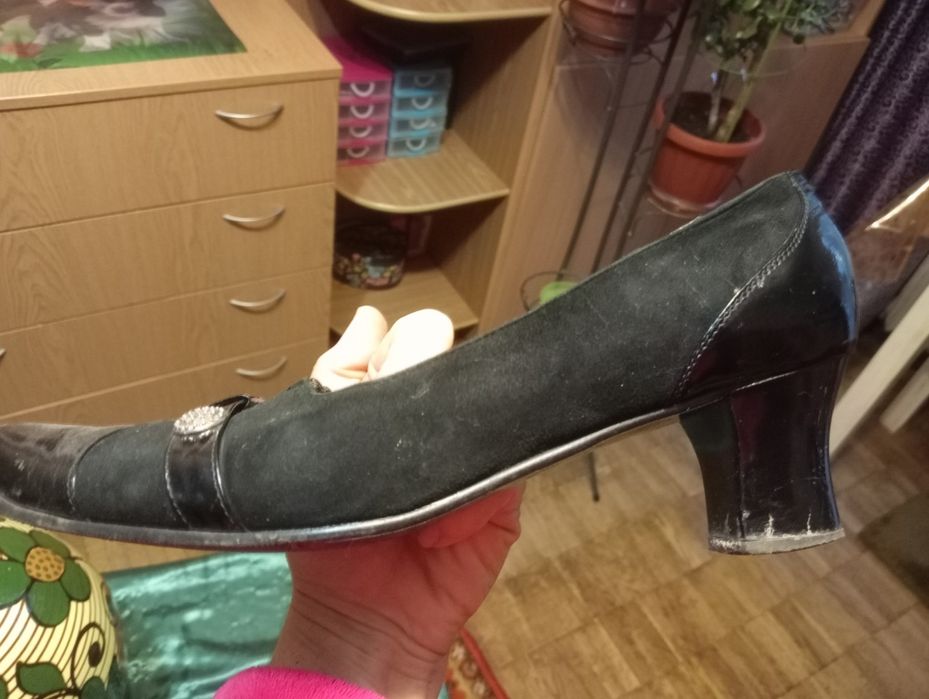 Женские туфли большого размера