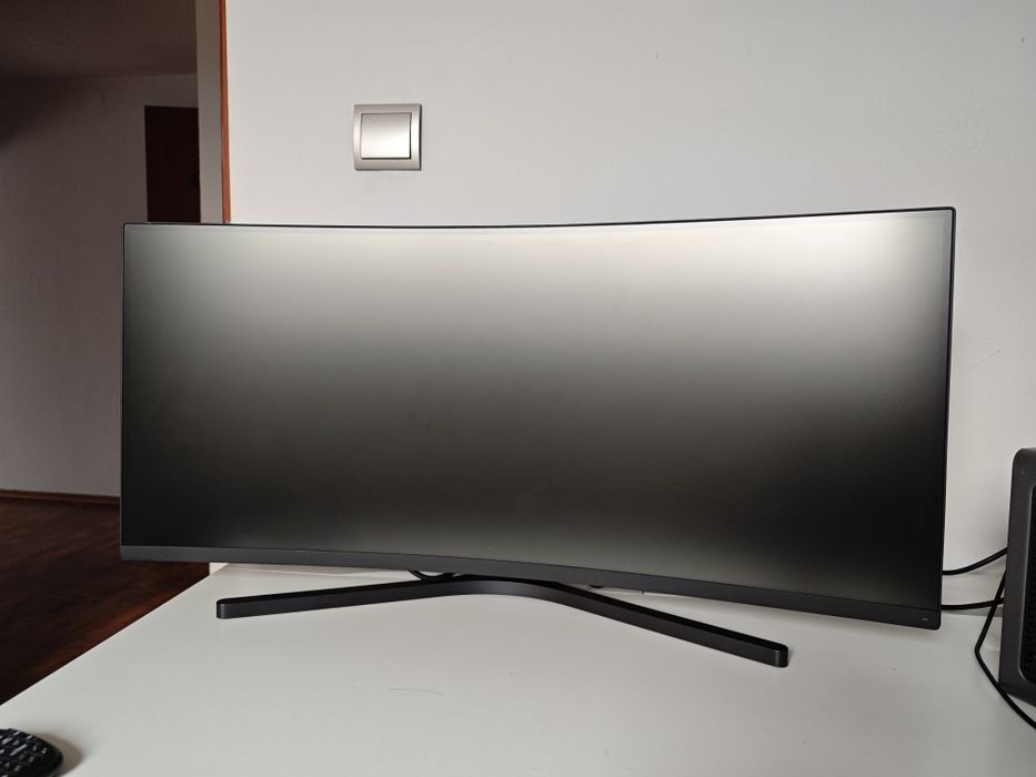 Monitor 21:9 Xiaomi mi curved 34 cale 144hz 3440x1440
