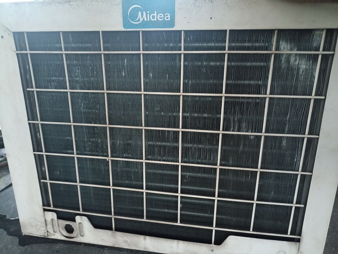Кондиціонер віконий Midea 9