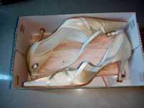 Sprzedam buty ślubne
