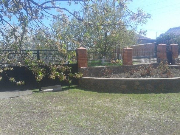 Продаю будинок в живописній місцевості