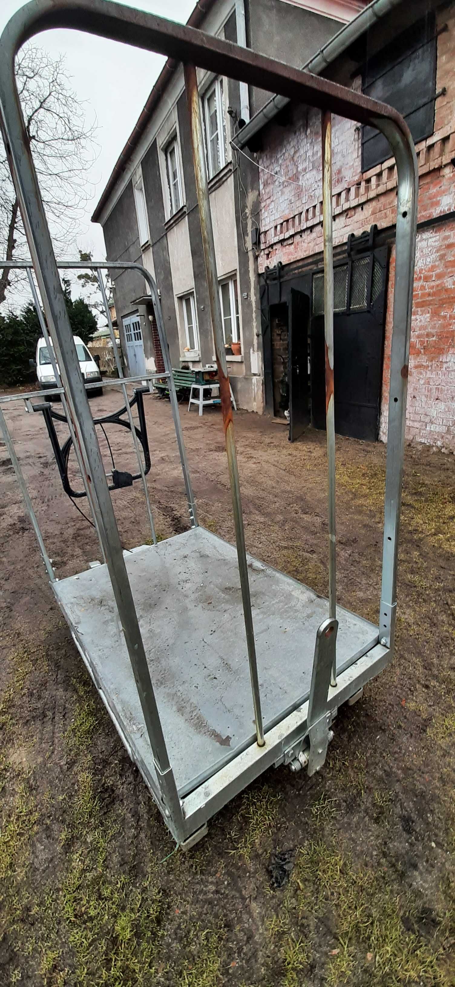 wózek transportowy - magazynowy-do przewozu drzewa do kotłowni