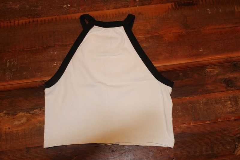 Top da Zara branco e preto