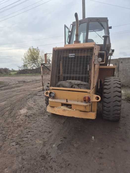 Продам фронтальний навантажувач Case W15