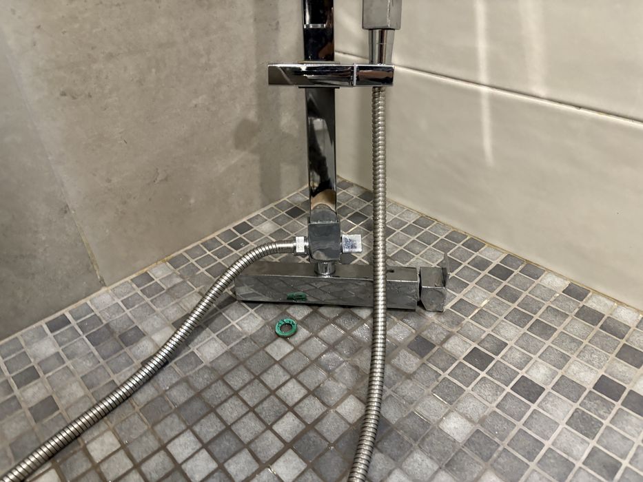 Chuveiro em bom estado