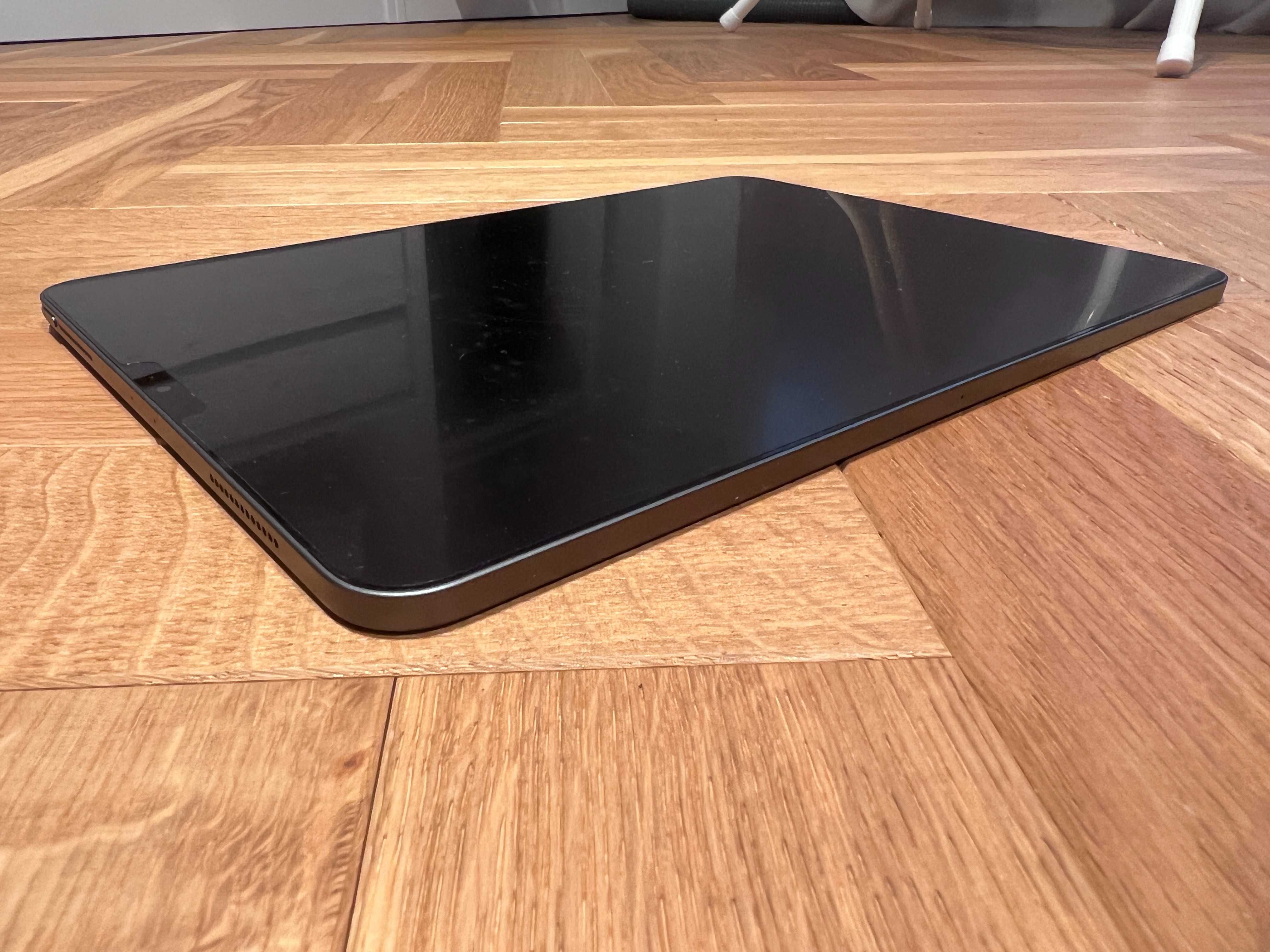 iPad Pro 11 2 Gen. 128 GB Wifi space grey +Pencil 2.+ Folio.+Paperlike