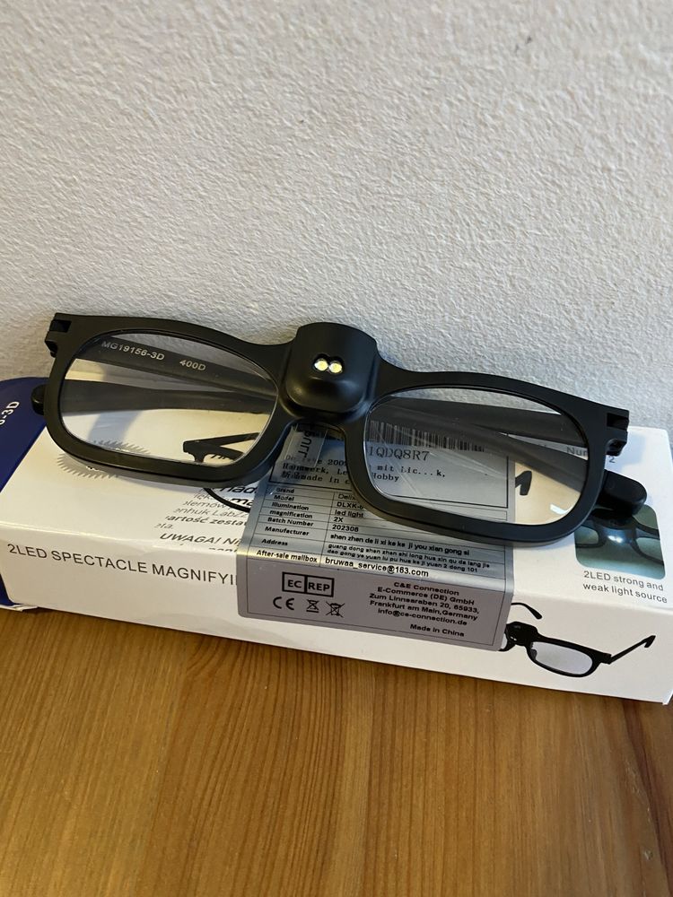 Delixike Okulary powiekszajace z diodami LED