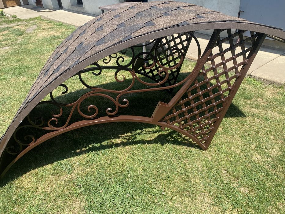 Колодязь кований дашок накриття на криниці копка