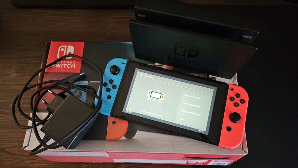 Nintendo Switch em caixa original