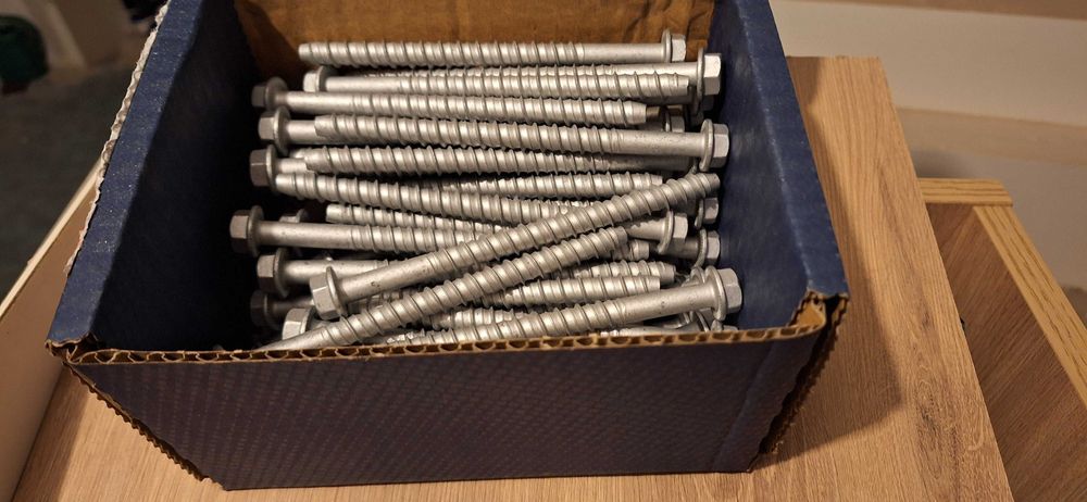 wkręt do betonu Rawlplug 8x130