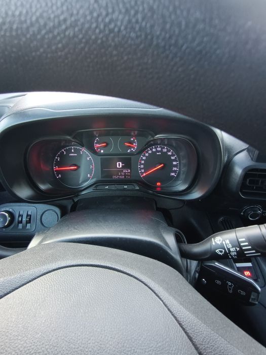 Opel combo longa XL 2023 garantia de fábrica