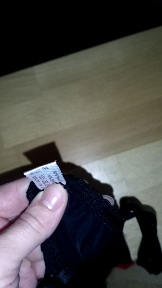 Koszula nocna na ramiączkach czarna biustonosz na fiszbinach usztywnia