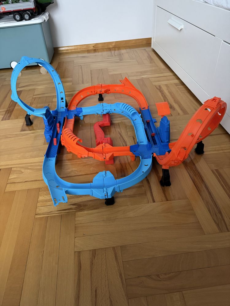 Zjeżdżalnia Hot Wheels