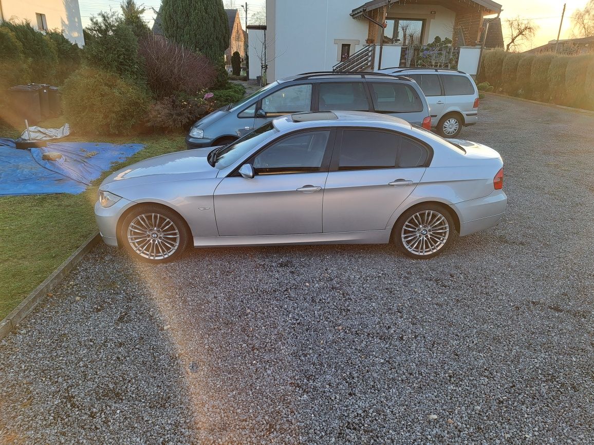 Bmw e90 2.0D 163km prywatne xenon Alu 18 m